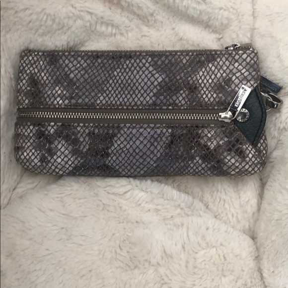 Danier Wallet - Picture 2 of 6